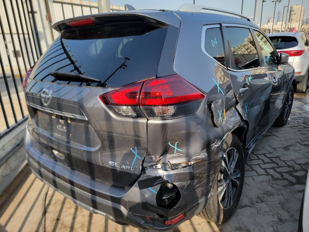 2018 NISSAN ROGUE — 96200 Miles — Lot 730151 — Souq - Marhaba Auctions Used Cars - Image 4