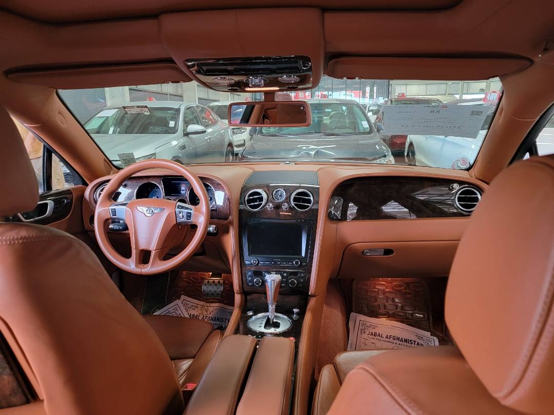 2013 BENTLEY Flying Spur V12 — 121674 KM — Lot C082147 — Main - Marhaba Auctions Used Cars - Image 9