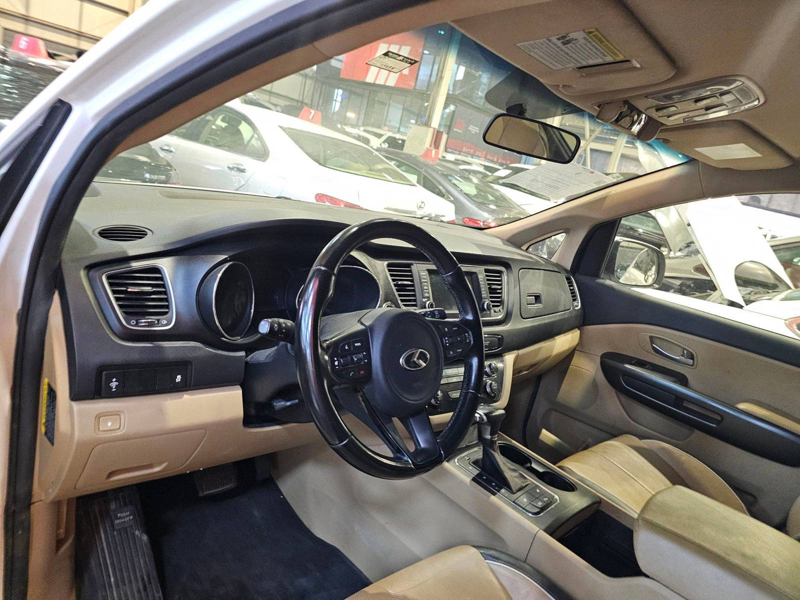 KIA SEDONA 2017 - Marhaba Auction Used Cars - Image 7
