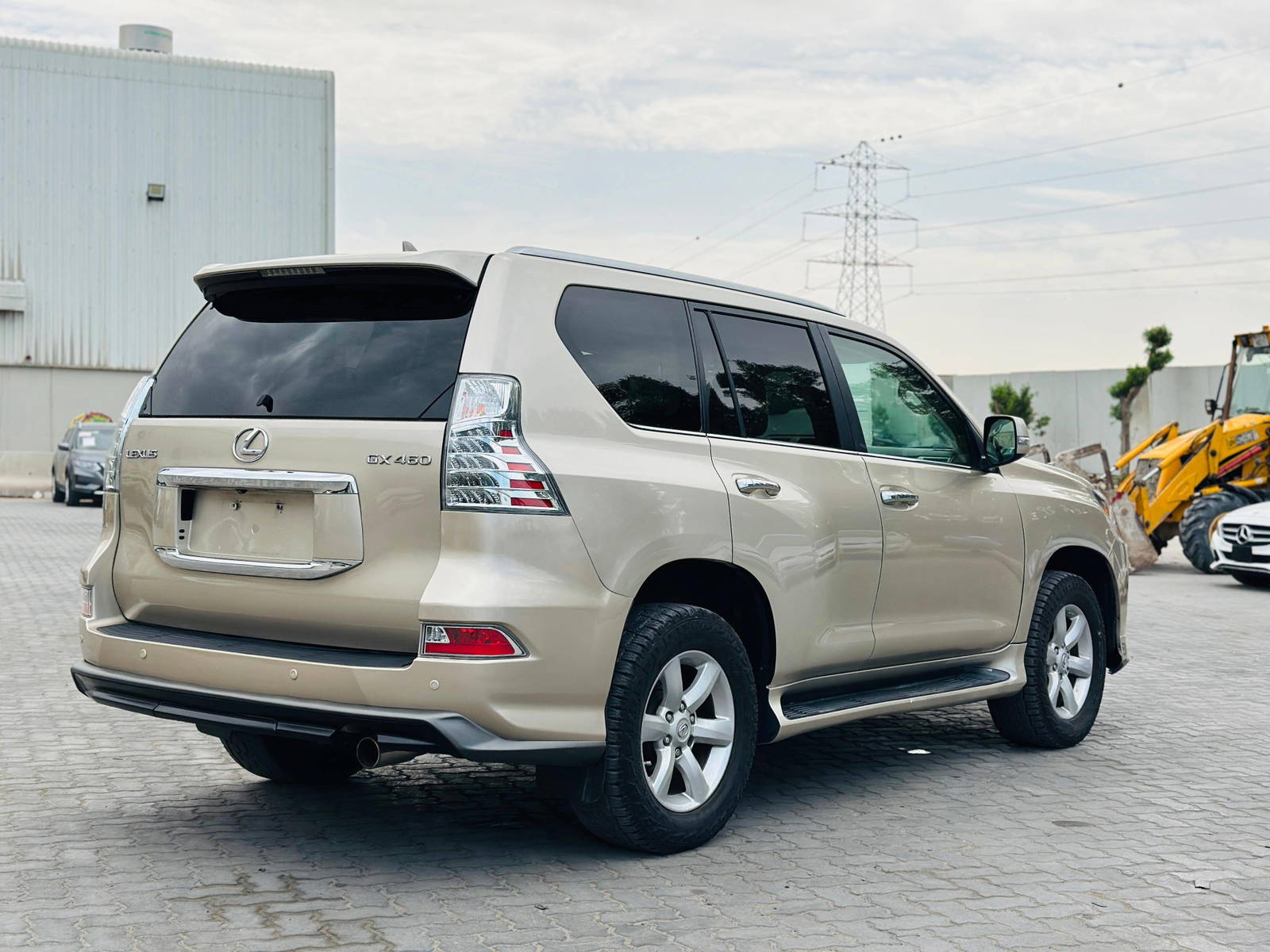 2010 LEXUS GX 460 — 175644 Miles — Lot 75453234 — Ind. 12 - Marhaba Auctions Used Cars - Image 10