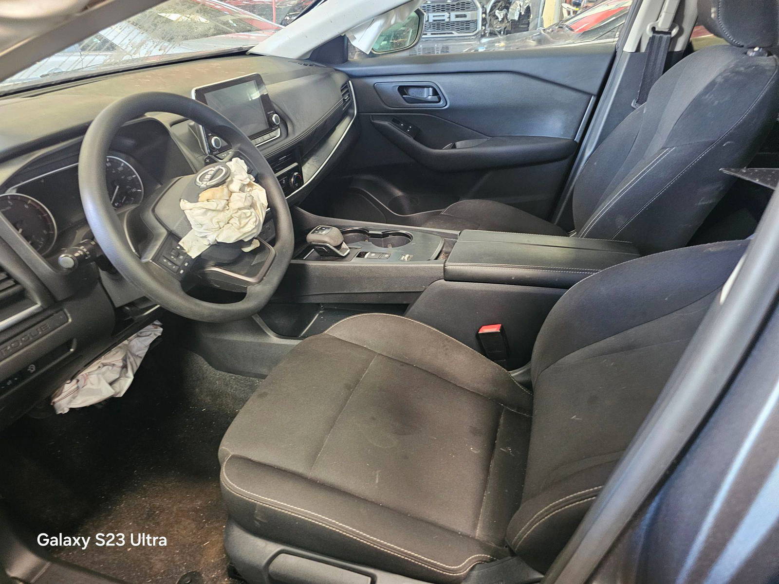 NISSAN ROGUE 2025 - Marhaba Auction Used Cars - Image 5