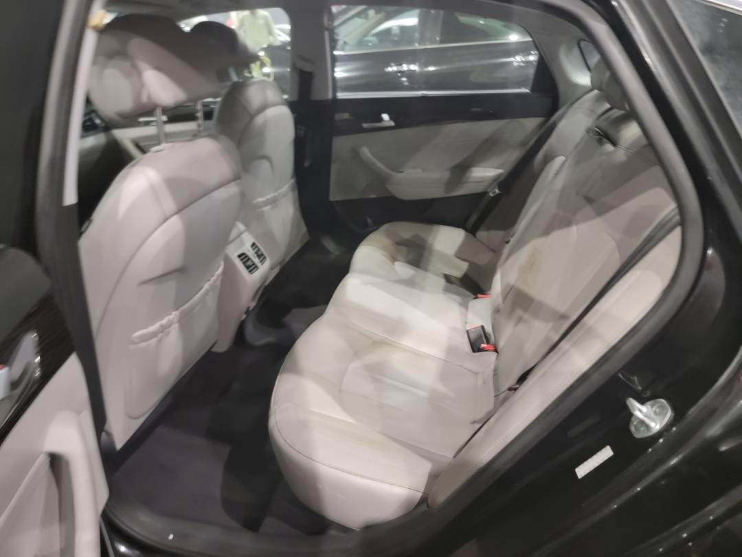 2017 HYUNDAI SONATA — 168580 Miles — Lot 58528654 — Souq - Marhaba Auctions Used Cars - Image 6