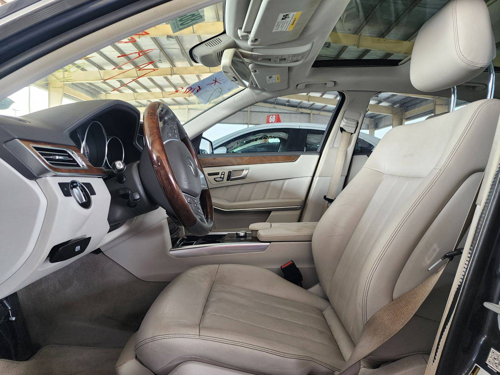 2014 MERCEDES BENZ E 350 — 97059 Miles — Lot 0EA981826 — Souq - Marhaba Auctions Used Cars - Image 9