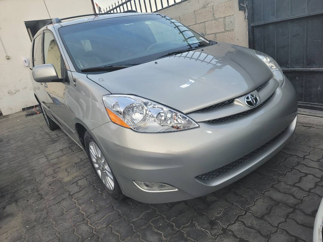 2009 TOYOTA SIENNA — 196358 Miles — Lot 280286 - Marhaba Auctions Used Cars - Image 8