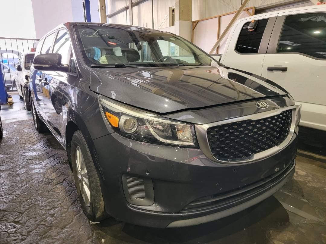2017 KIA SEDONA — 162612 Miles — Lot 14H6305944 — Main - Marhaba Auctions Used Cars - Image 4