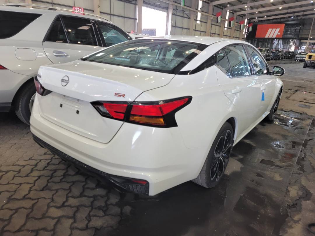 2024 NISSAN ALTIMA — 30150 Miles — Lot N337427 — Main - Marhaba Auctions Used Cars - Image 4