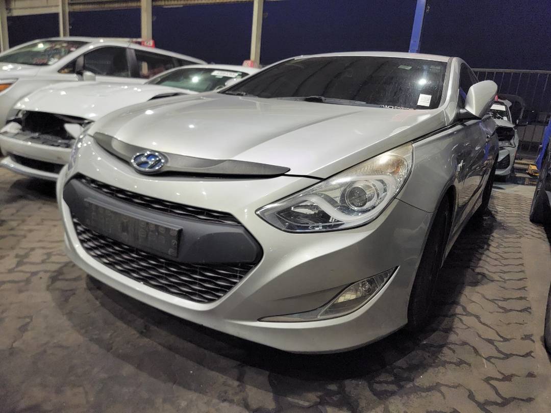 2012 HYUNDAI SONATA — 206679 KM — Lot 013757 — Main - Marhaba Auctions Used Cars - Image 5