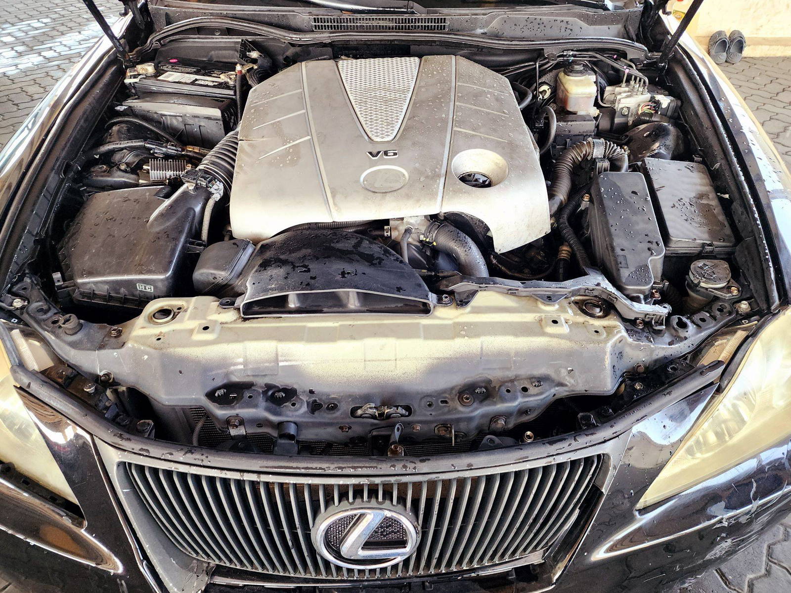 2007 LEXUS IS-350 — 206611 Miles — Lot 125487 — Souq - Marhaba Auctions Used Cars - Image 12