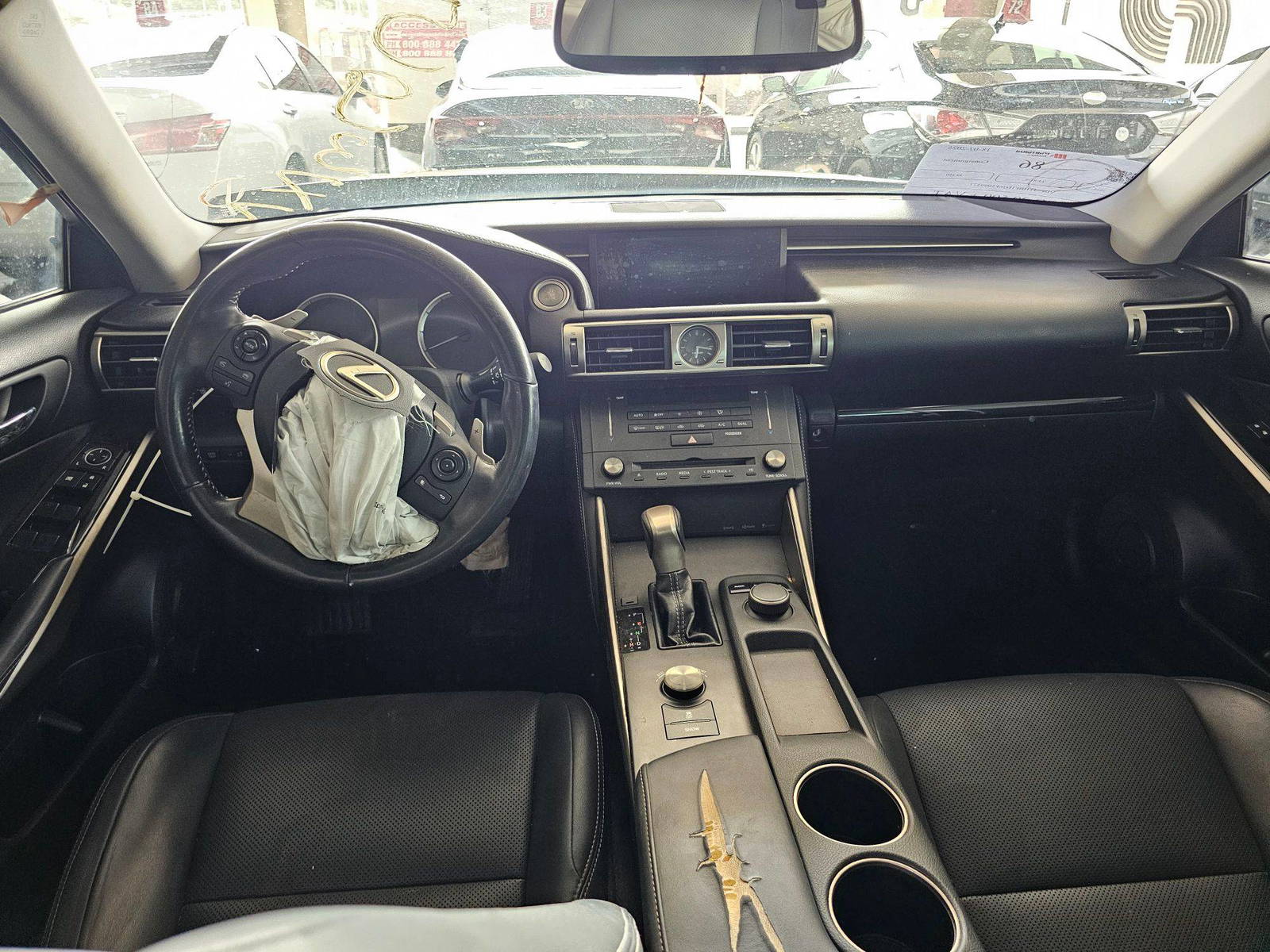 2015 LEXUS IS 250 — 87368 Miles — Lot 6F5059377 — Souq - Marhaba Auctions Used Cars - Image 7