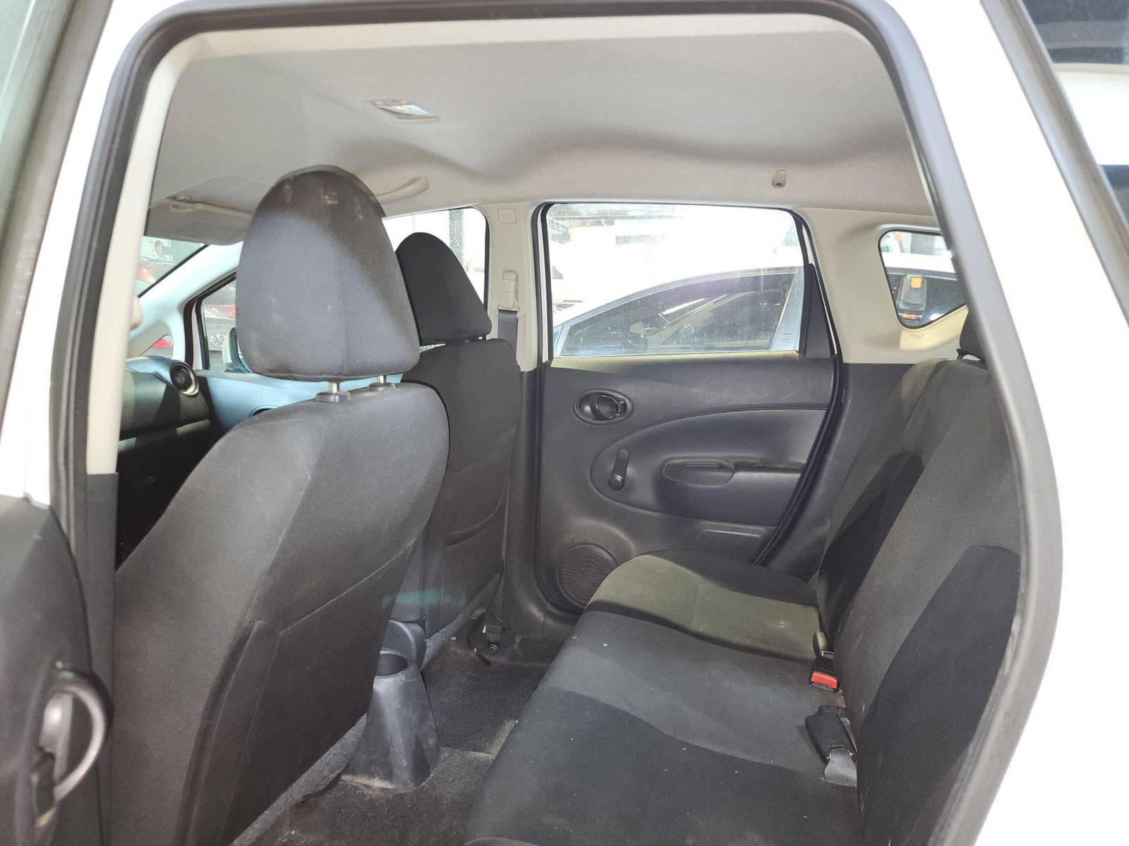 2018 NISSAN VERSA NOTE — 208131 Miles — Lot 3N1CE2CP9JL353847 — Main - Marhaba Auctions Used Cars - Image 3