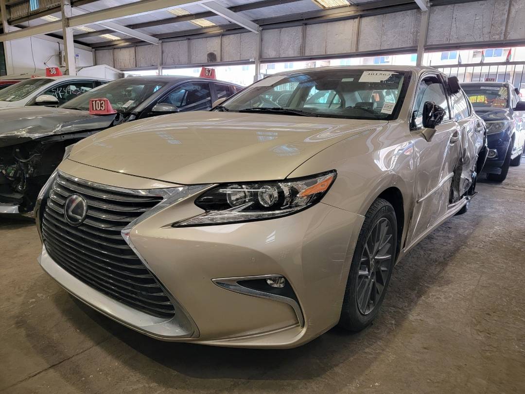 2018 LEXUS ES 350 — 38771 Miles — Lot 0JU086033 — Main - Marhaba Auctions Used Cars - Image 4