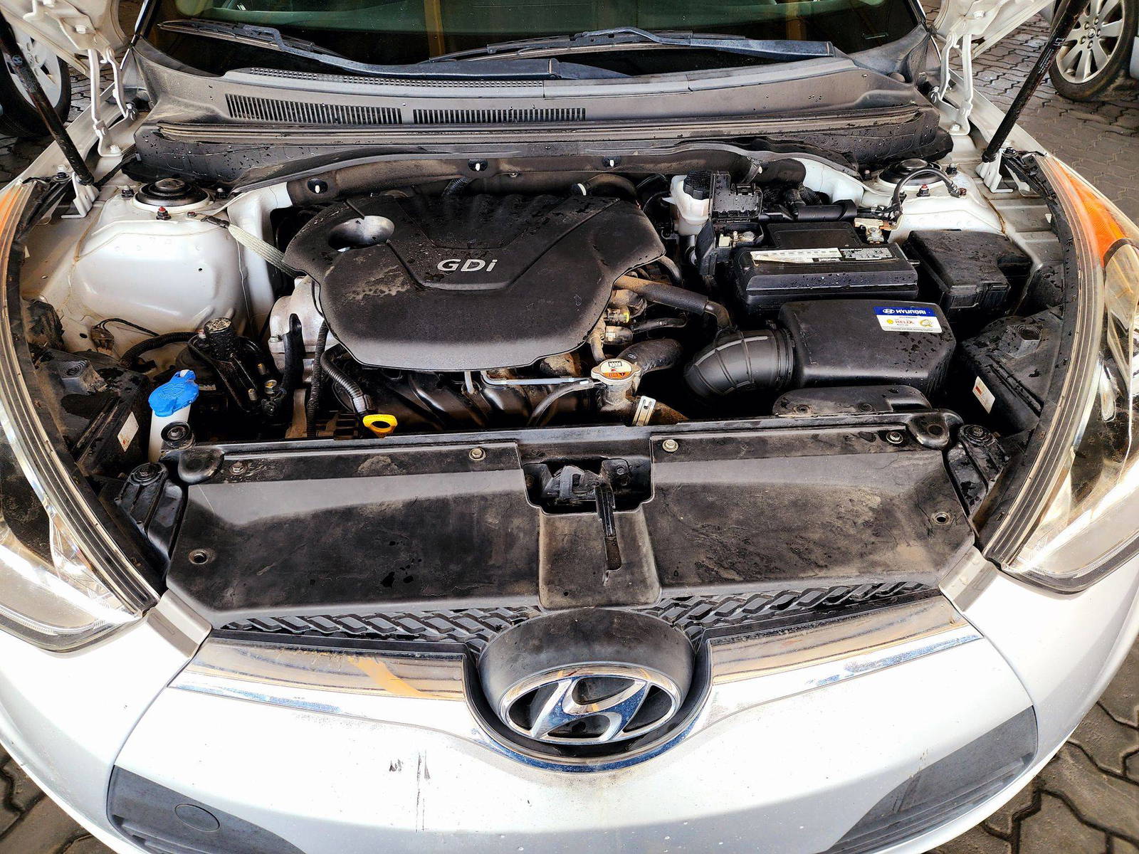 2016 HYUNDAI VELOSTER — 61157 Miles — Lot 215478 — Souq - Marhaba Auctions Used Cars - Image 11