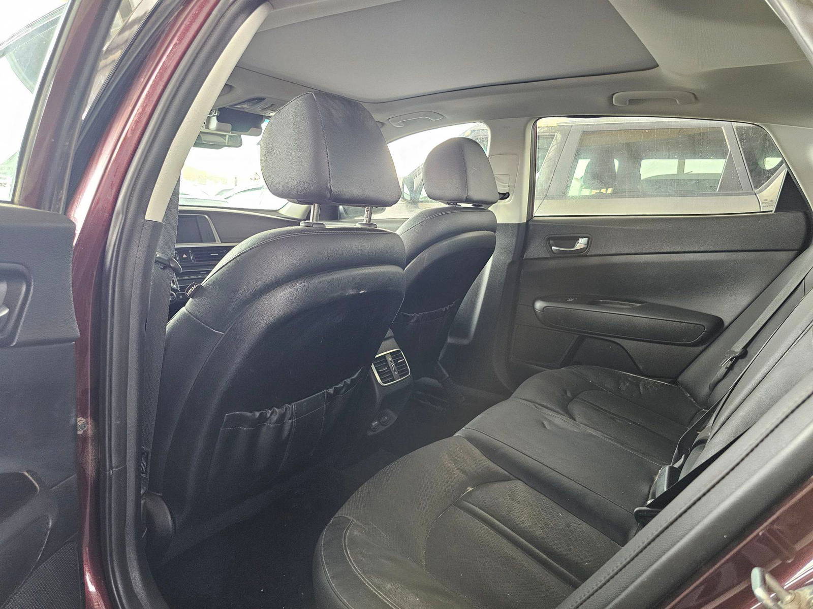 2019 KIA OPTIMA — 92629 Miles — Lot XKG344810 — Souq - Marhaba Auctions Used Cars - Image 6