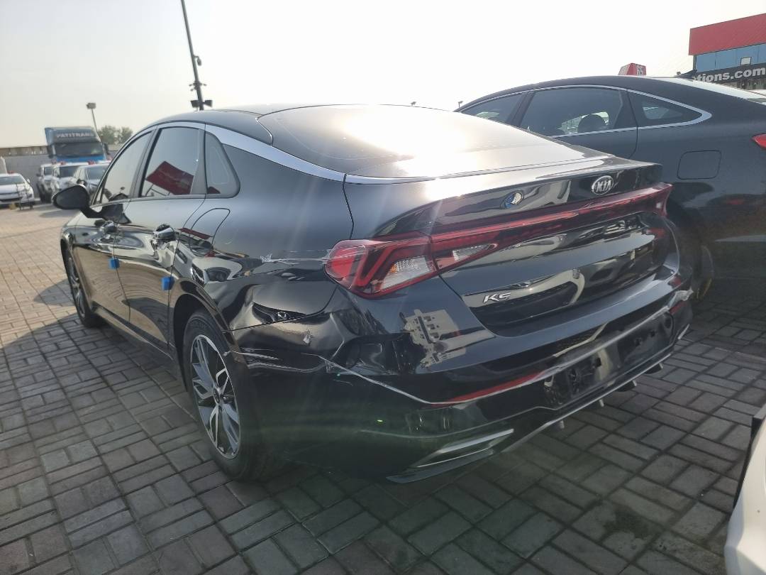 2021 KIA K5 — 96568 KM — Lot 125487 — Souq - Marhaba Auctions Used Cars - Image 6
