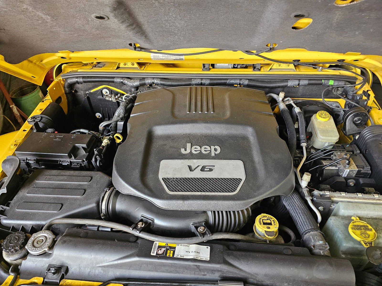 JEEP WRANGLER UNLIMITED SAHARA 2015 - Marhaba Auction Used Cars - Image 12