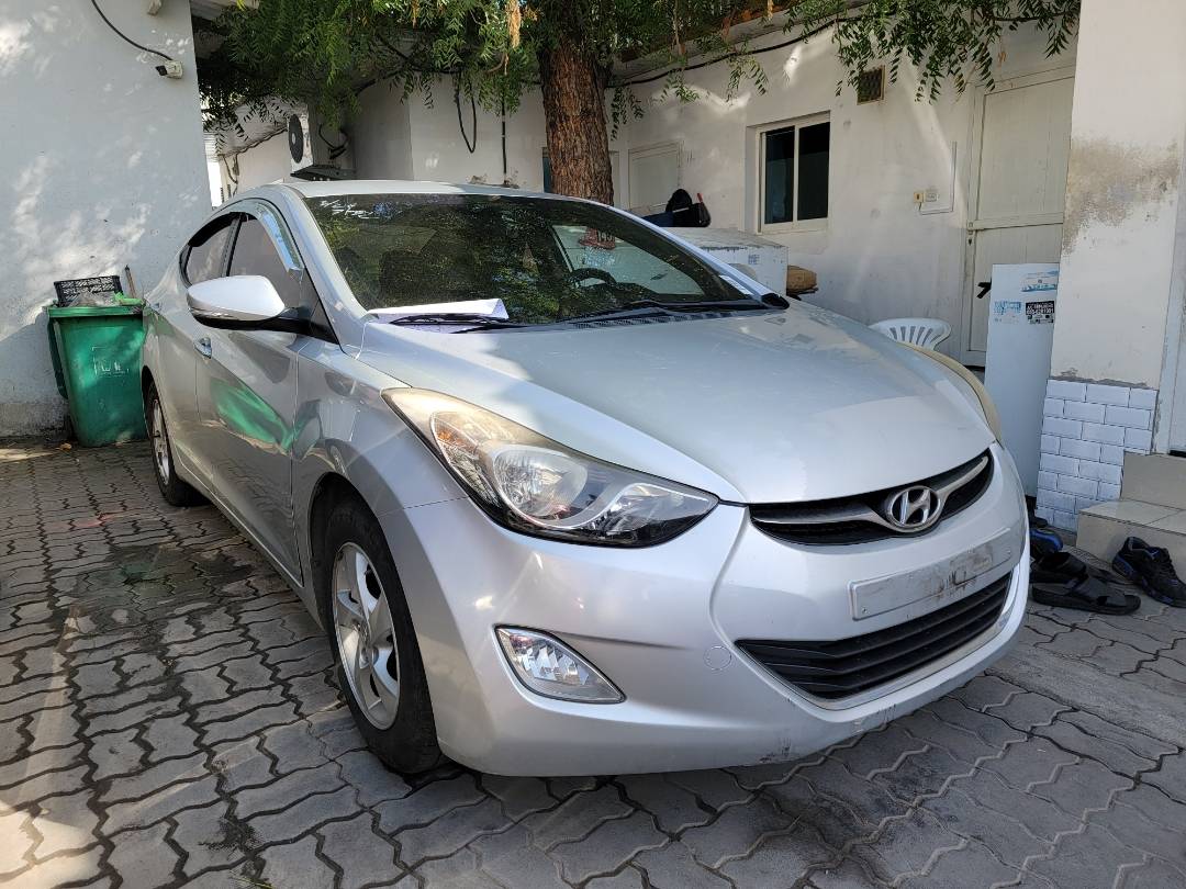 2011 HYUNDAI AVANTE — 242115 KM — Lot 113227 — Main - Marhaba Auctions Used Cars - Image 4