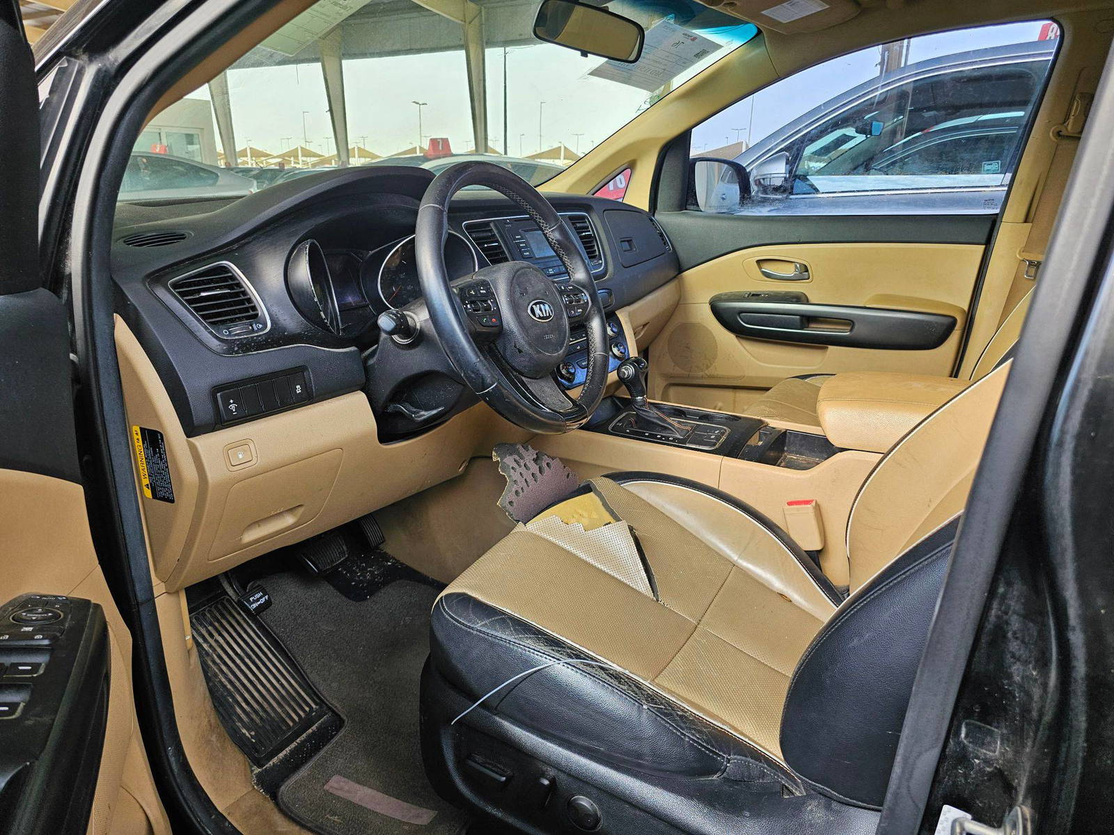 KIA SEDONA 2016 - Marhaba Auction Used Cars - Image 8