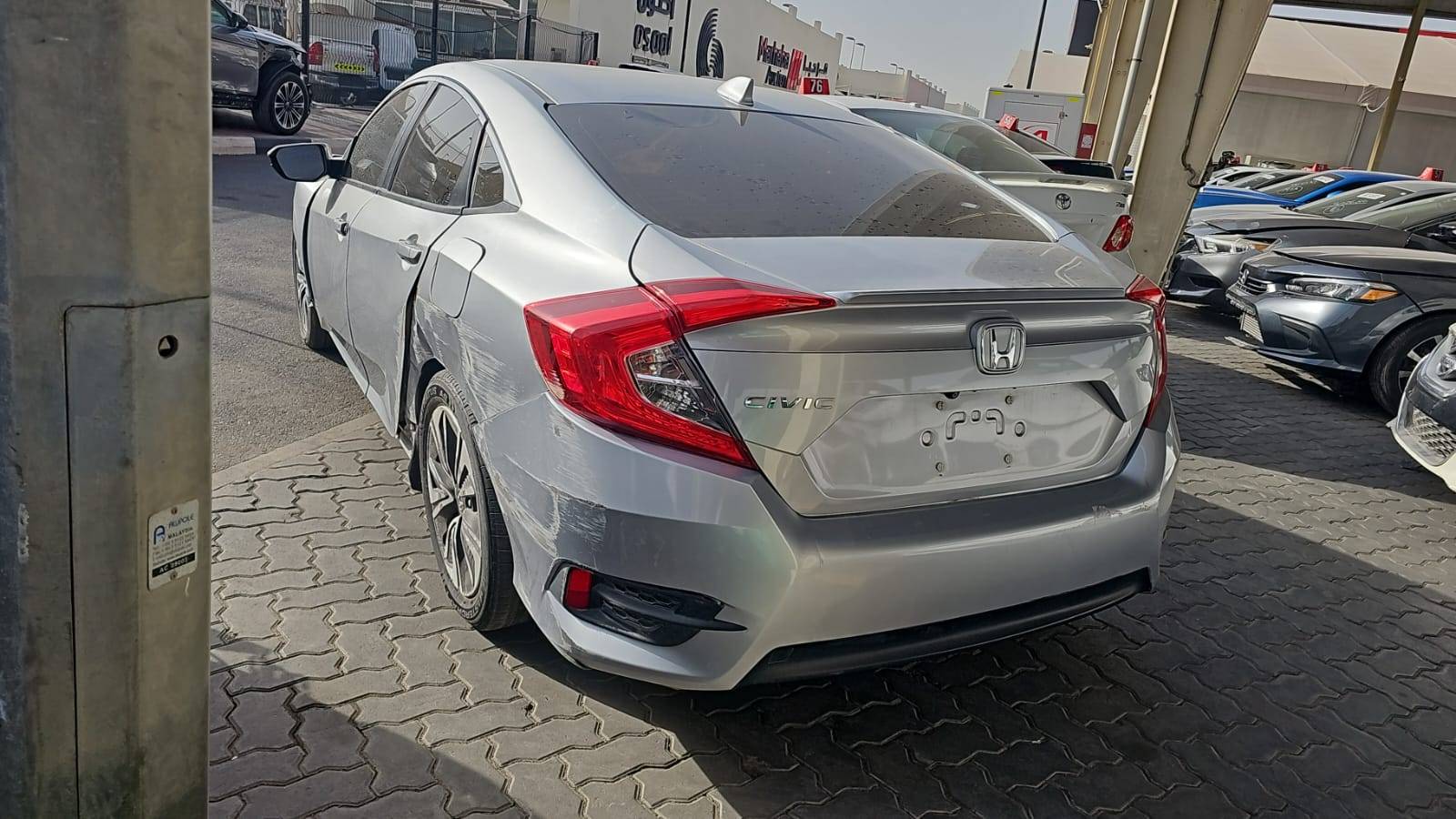 2018 HONDA CIVIC — 102830 Miles — Lot 09330 — Souq - Marhaba Auctions Used Cars - Image 10
