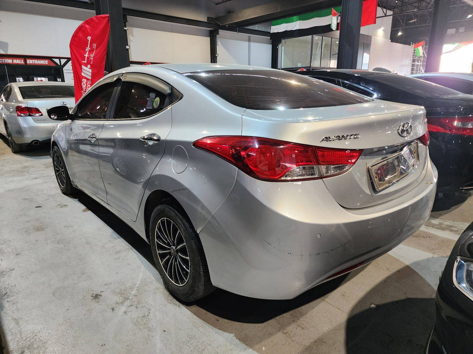 2011 HYUNDAI AVANTE — 213913 KM — Lot 057469 — Al Quoz - Marhaba Auctions Used Cars - Image 5