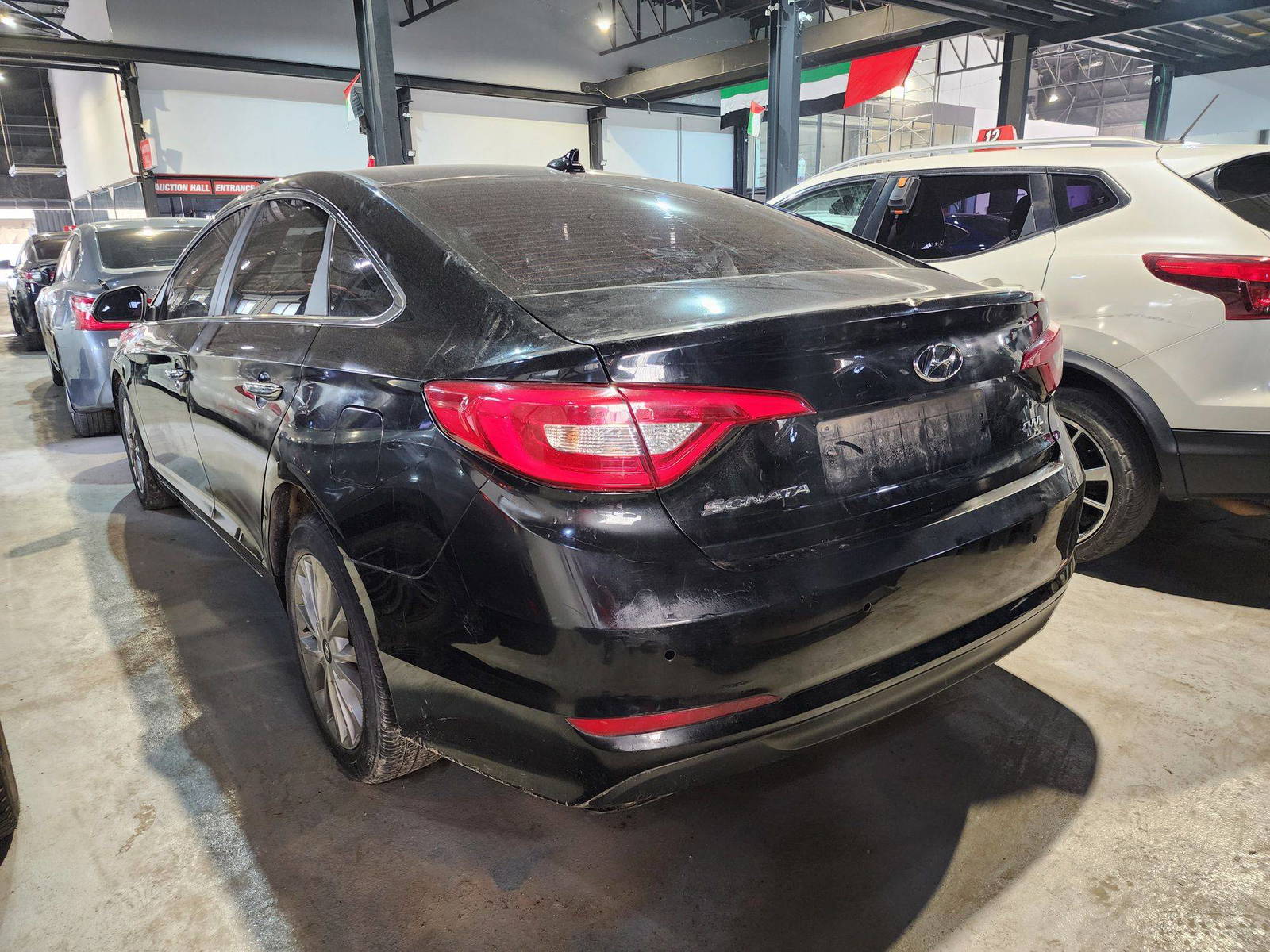 2015 HYUNDAI SONATA — 193237 KM — Lot 043057 — Main - Marhaba Auctions Used Cars - Image 4