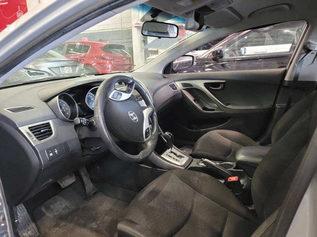 2011 HYUNDAI AVANTE — 110257 KM — Lot 081846 — Main - Marhaba Auctions Used Cars - Image 6