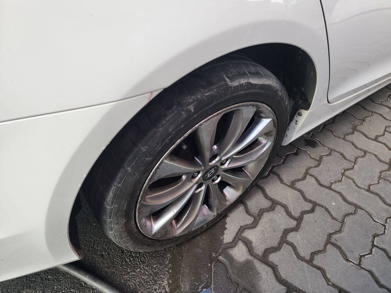 2011 HYUNDAI SONATA — 153557 Miles — Lot 77853873 - Marhaba Auctions Used Cars - Image 4