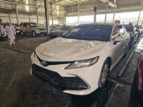 TOYOTA CAMRY