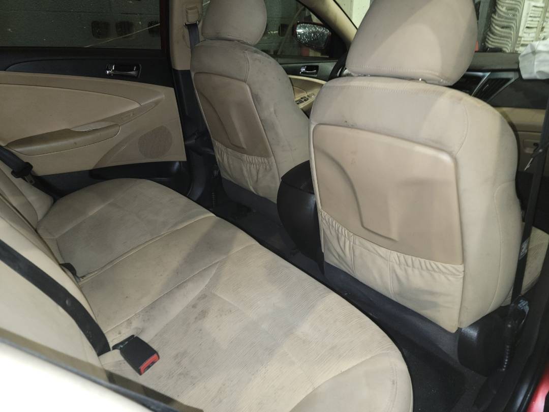 2011 HYUNDAI SONATA — 107253 Miles — Lot H259101 - Marhaba Auctions Used Cars - Image 4