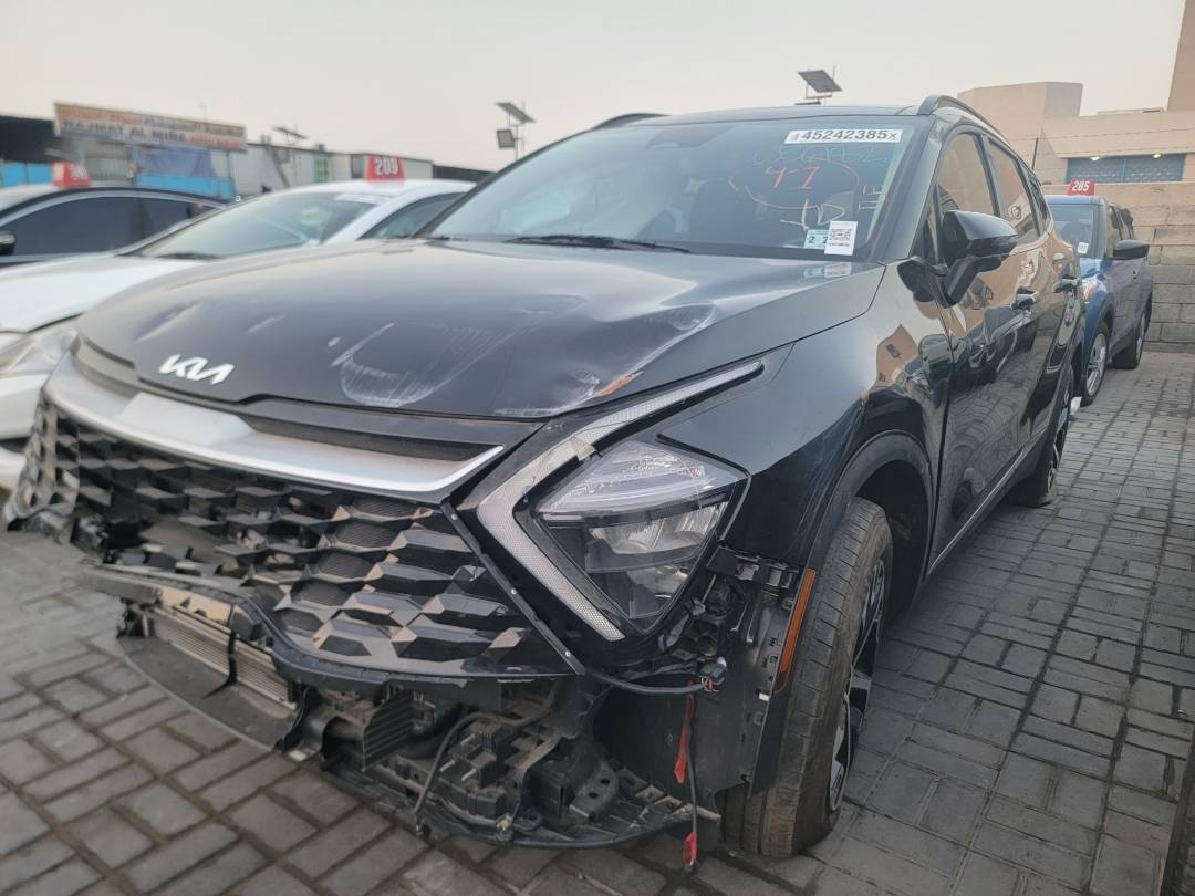 2023 KIA SPORTAGE — 33893 Miles — Lot 056182 — Al Surrah - Marhaba Auctions Used Cars - Image 4