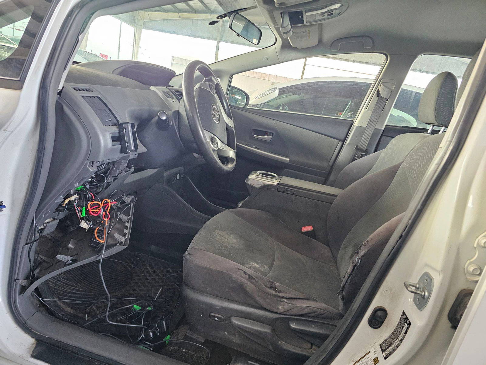 2012 TOYOTA PRIUS — 213824 Miles — Lot U7C3078607 — Souq - Marhaba Auctions Used Cars - Image 6