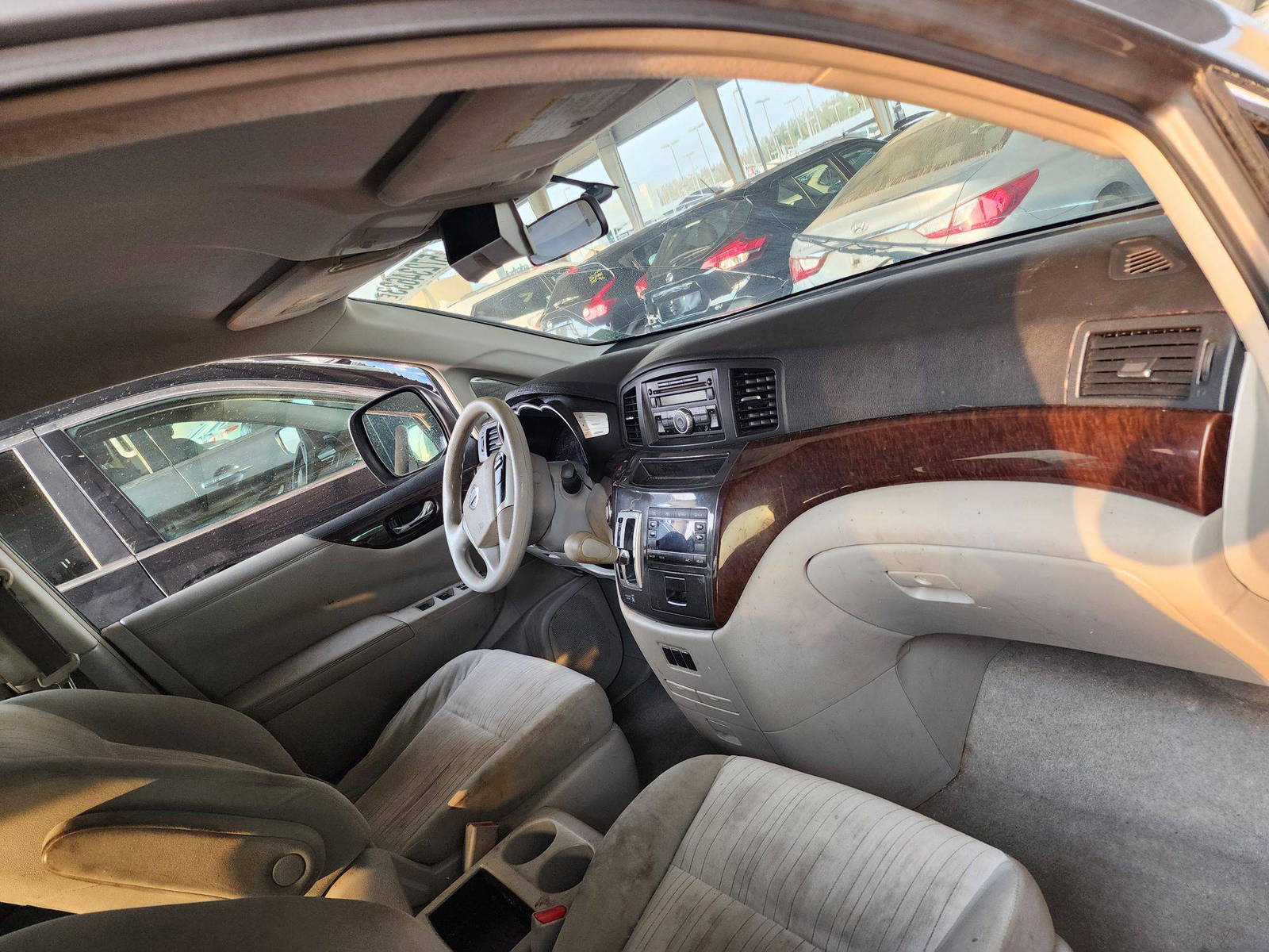 2012 NISSAN QUEST — 183344 Miles — Lot 57234633 — Souq - Marhaba Auctions Used Cars - Image 5