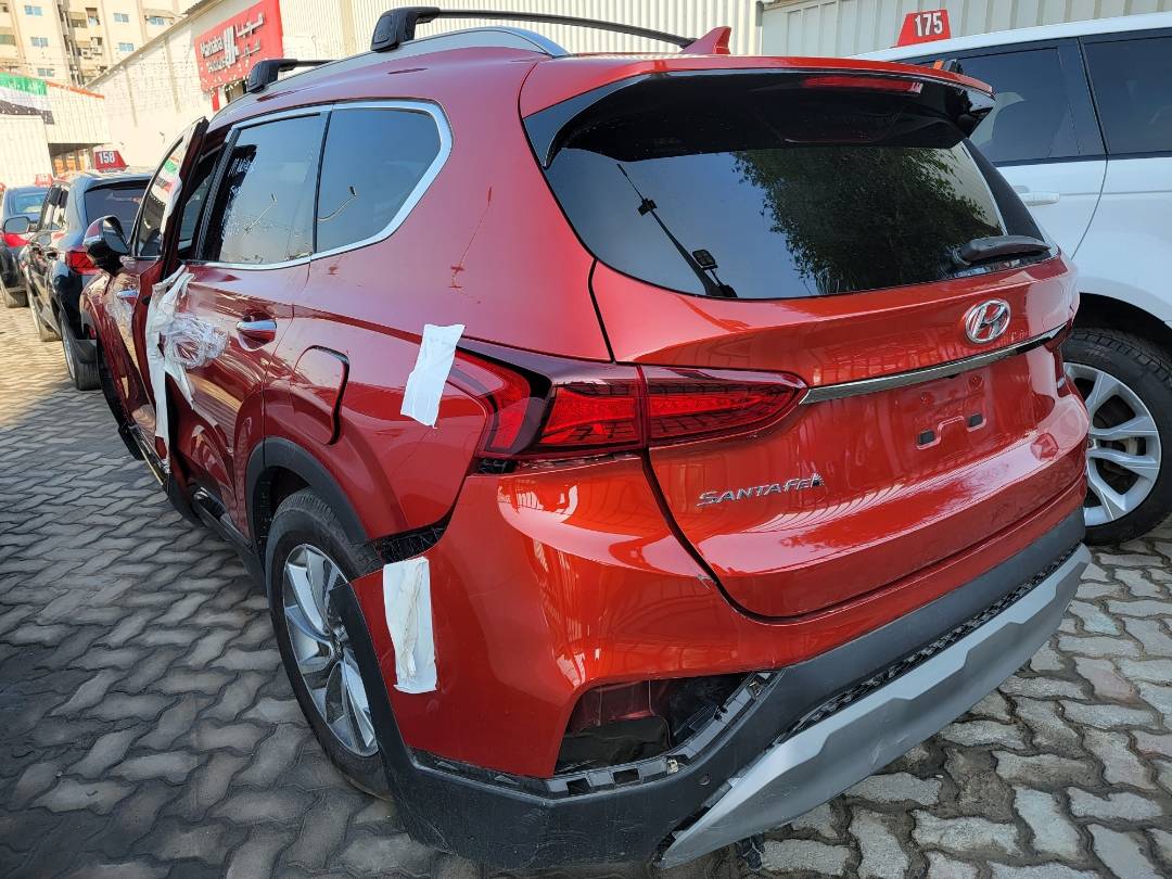 2020 HYUNDAI SANTA FE — 101952 Miles — Lot 68439963 - Marhaba Auctions Used Cars - Image 4