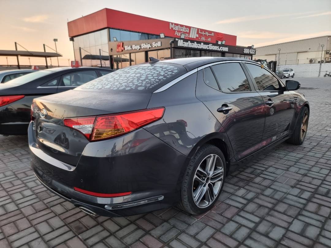 2012 KIA K5 — 201012 KM — Lot 191387 — Main - Marhaba Auctions Used Cars - Image 4
