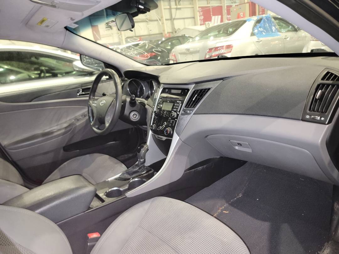 2011 HYUNDAI SONATA — 140596 Miles — Lot 37156007 - Marhaba Auctions Used Cars - Image 6