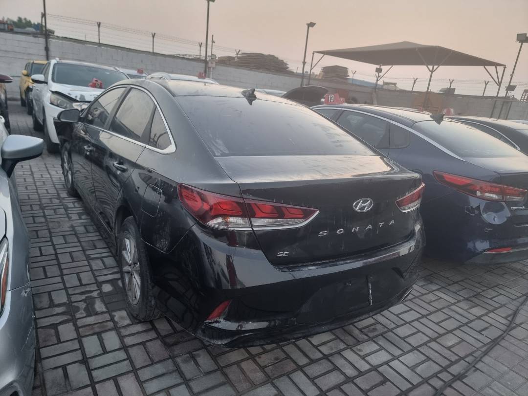 2018 HYUNDAI SONATA — sold — 121480 Miles — Lot 685761 — Ind. 12 - Marhaba Auctions Used Cars - Image 4