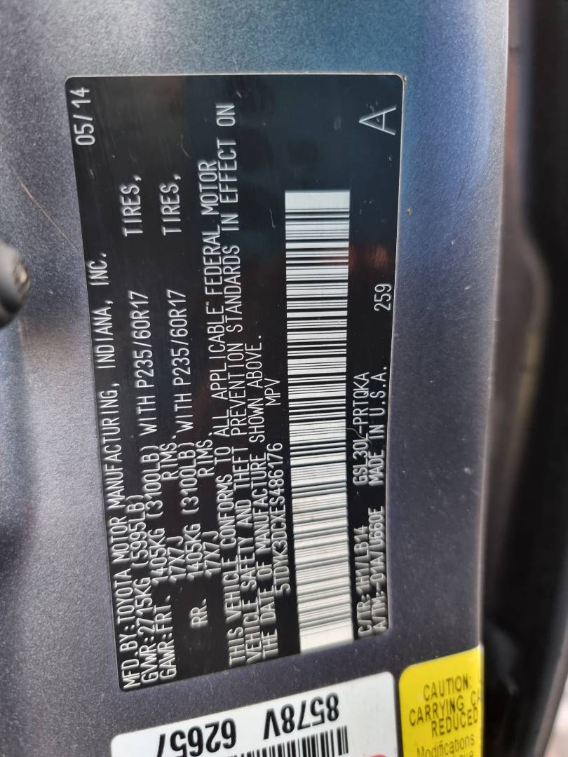 2014 TOYOTA SIENNA — 207666 Miles — Lot 214587 — Souq - Marhaba Auctions Used Cars - Image 10