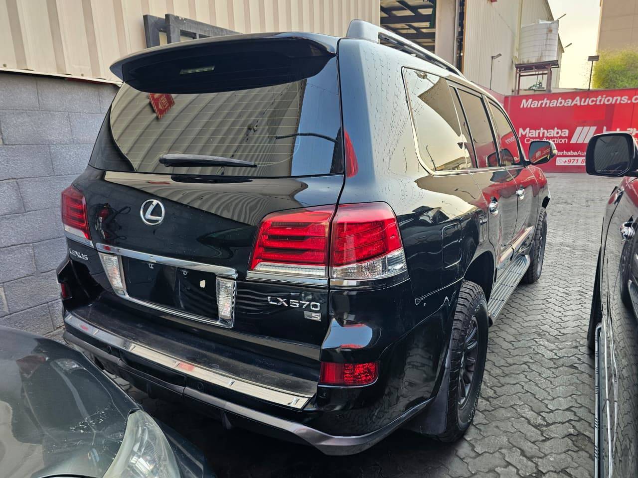 2009 LEXUS LX 570 — 180117 KM — Lot 4029016 — Main - Marhaba Auctions Used Cars - Image 5
