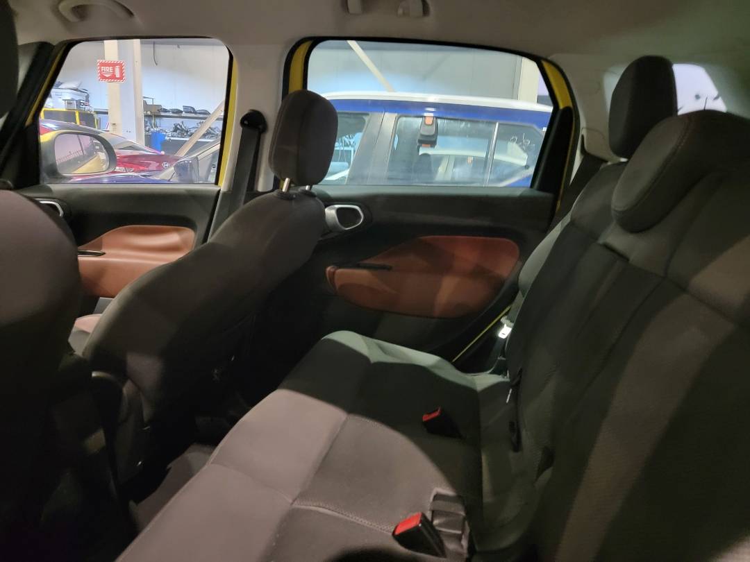 2014 FIAT 500L TREKKING — 109228 Miles — Lot EZ021431 — Main - Marhaba Auctions Used Cars - Image 7