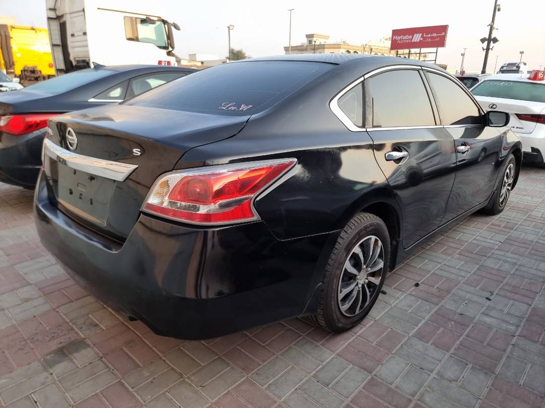 2015 NISSAN ALTIMA — 216779 Miles — Lot 125478 — Ind. 12 - Marhaba Auctions Used Cars - Image 4