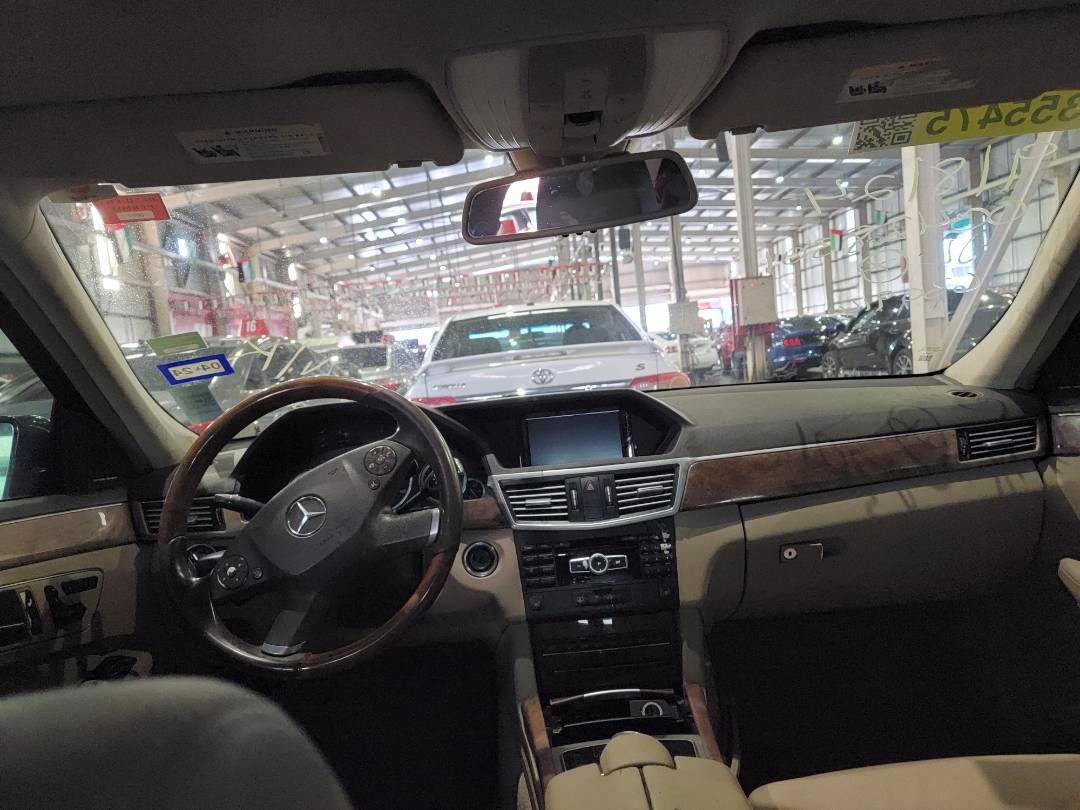 2012 MERCEDES BENZ E 350 — 128135 Miles — Lot 1172736 — Souq - Marhaba Auctions Used Cars - Image 8