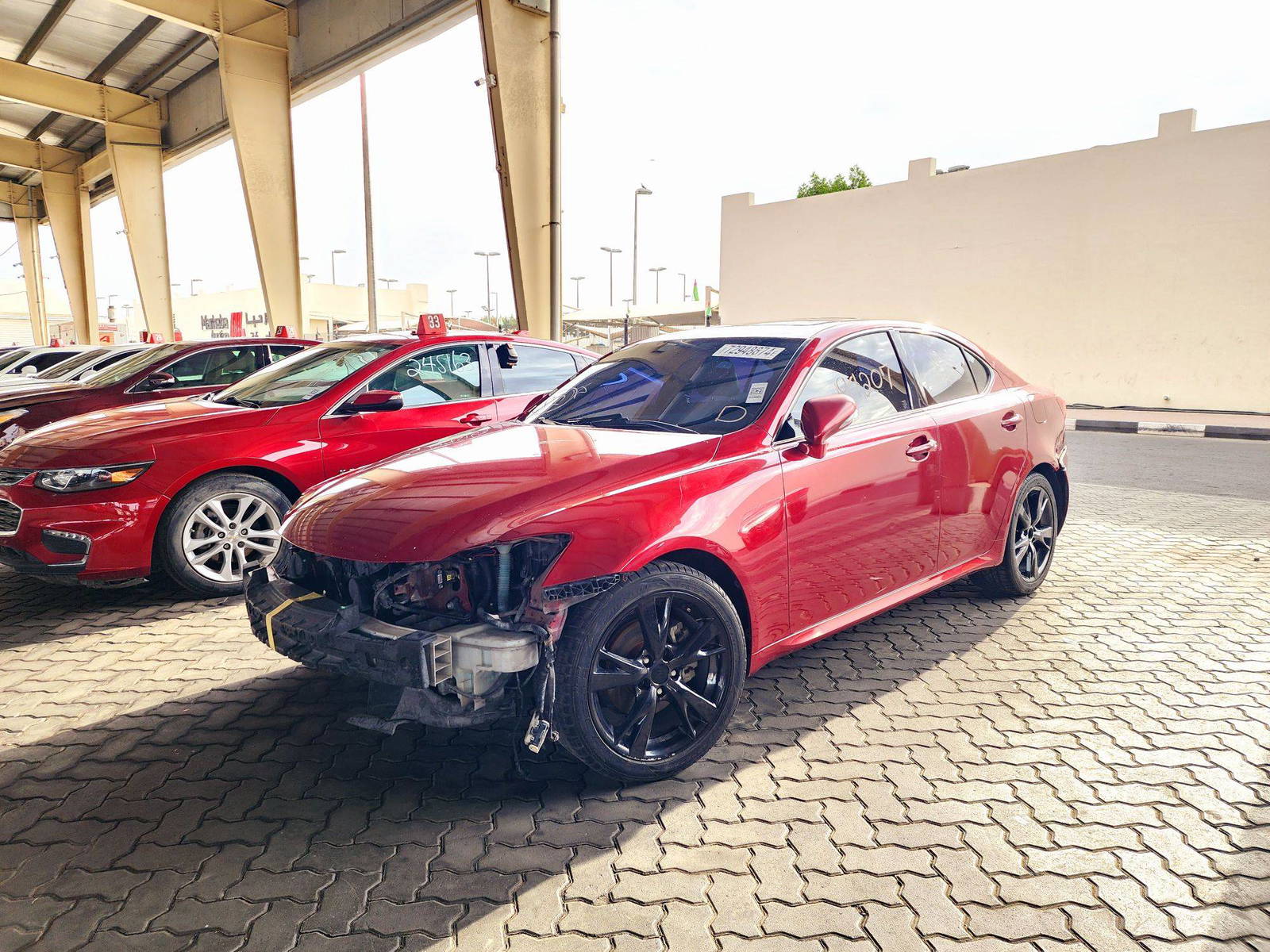 2010 LEXUS IS 250 — 194207 Miles — Lot 27A5121208 — Souq - Marhaba Auctions Used Cars - Image 5