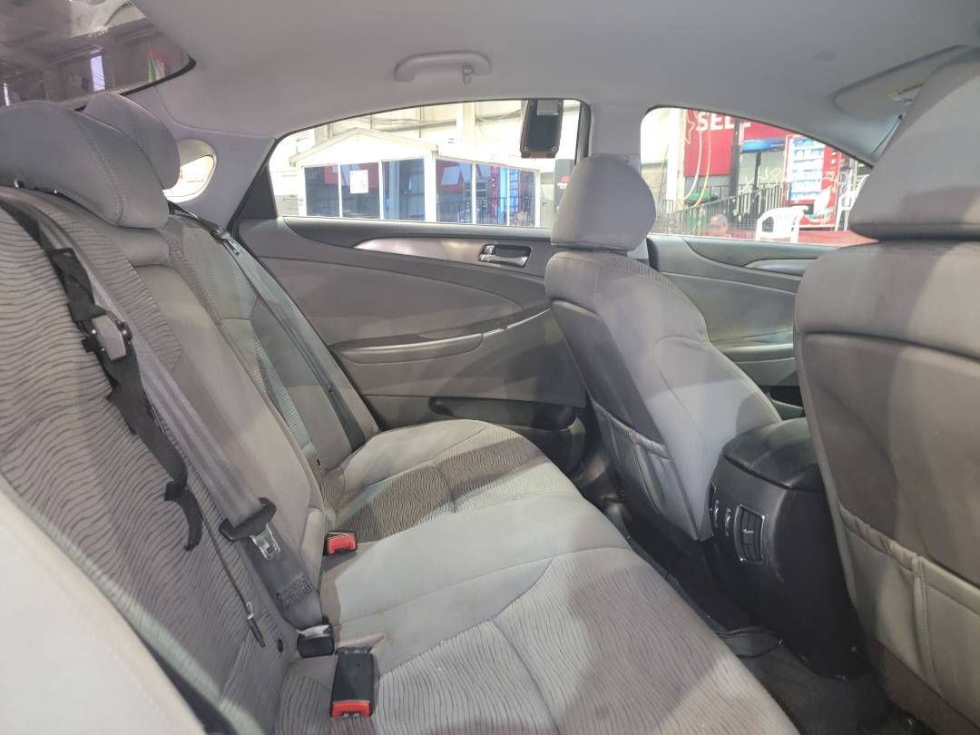 2011 HYUNDAI SONATA — 161161 Miles — Lot 39567984 - Marhaba Auctions Used Cars - Image 4