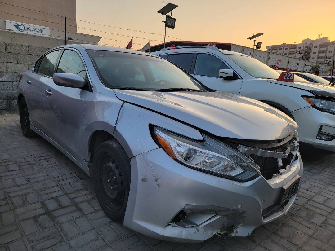2018 NISSAN ALTIMA — 164180 Miles — Lot 40935484 — Main - Marhaba Auctions Used Cars - Image 4