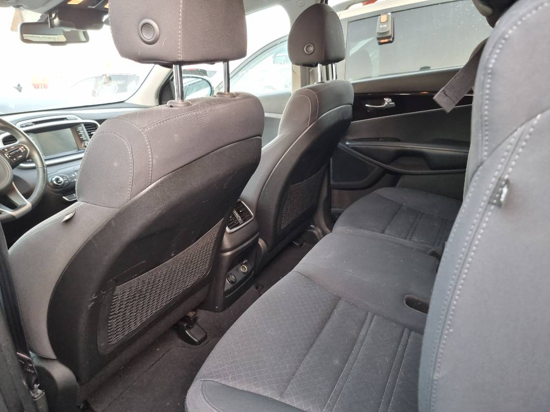 2018 KIA SORENTO — 104184 Miles — Lot 124587 — Main - Marhaba Auctions Used Cars - Image 6