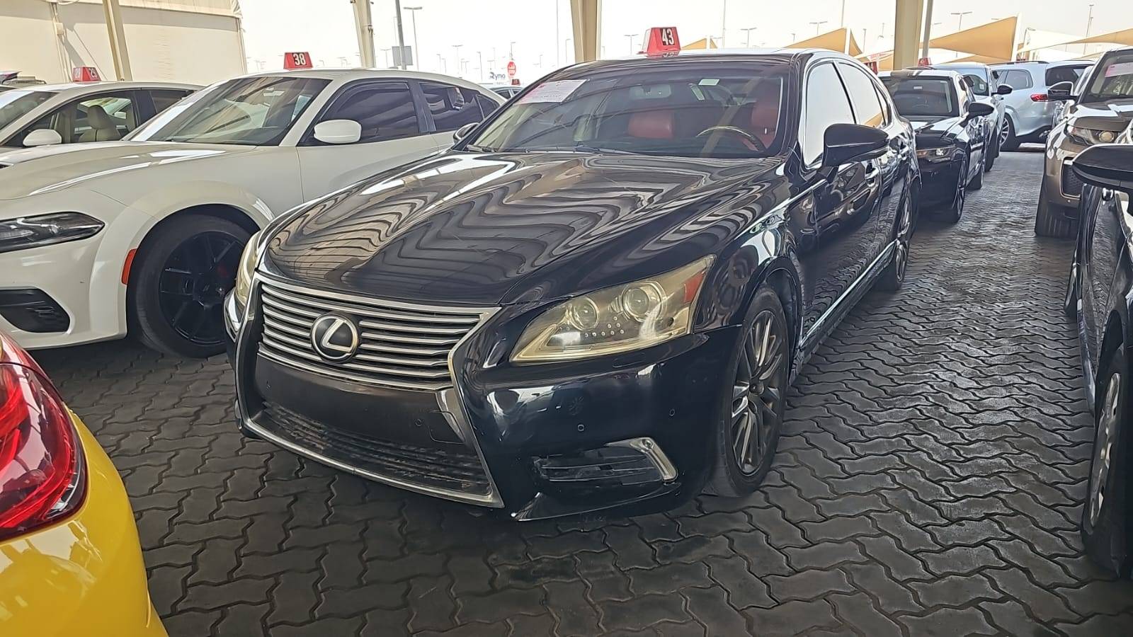 2015 LEXUS LS 460 — 180328 KM — Lot 5025144 — Souq - Marhaba Auctions Used Cars - Image 5