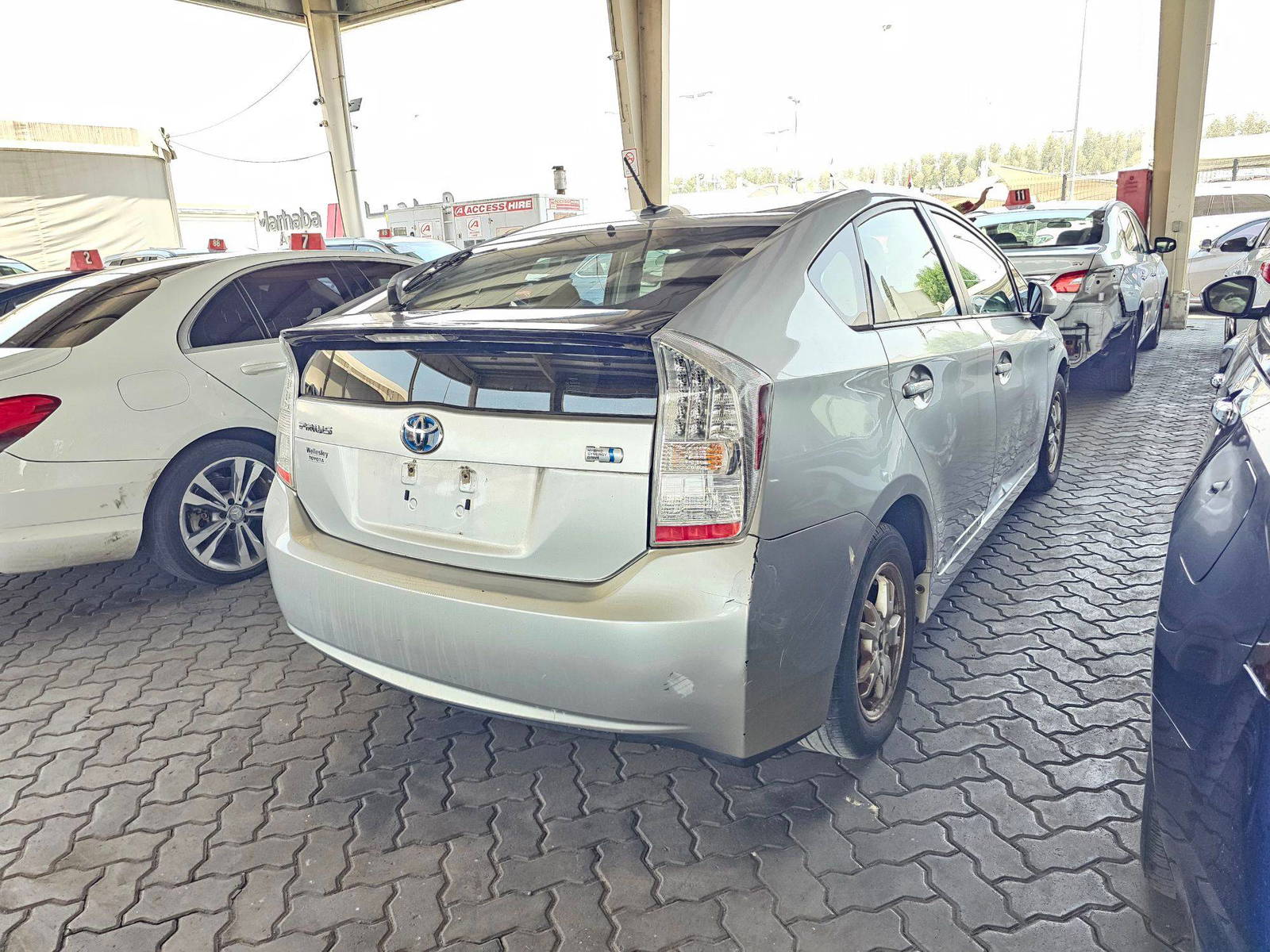 2011 TOYOTA PRIUS — 189225 Miles — Lot B1455031 — Ind. 12 - Marhaba Auctions Used Cars - Image 5