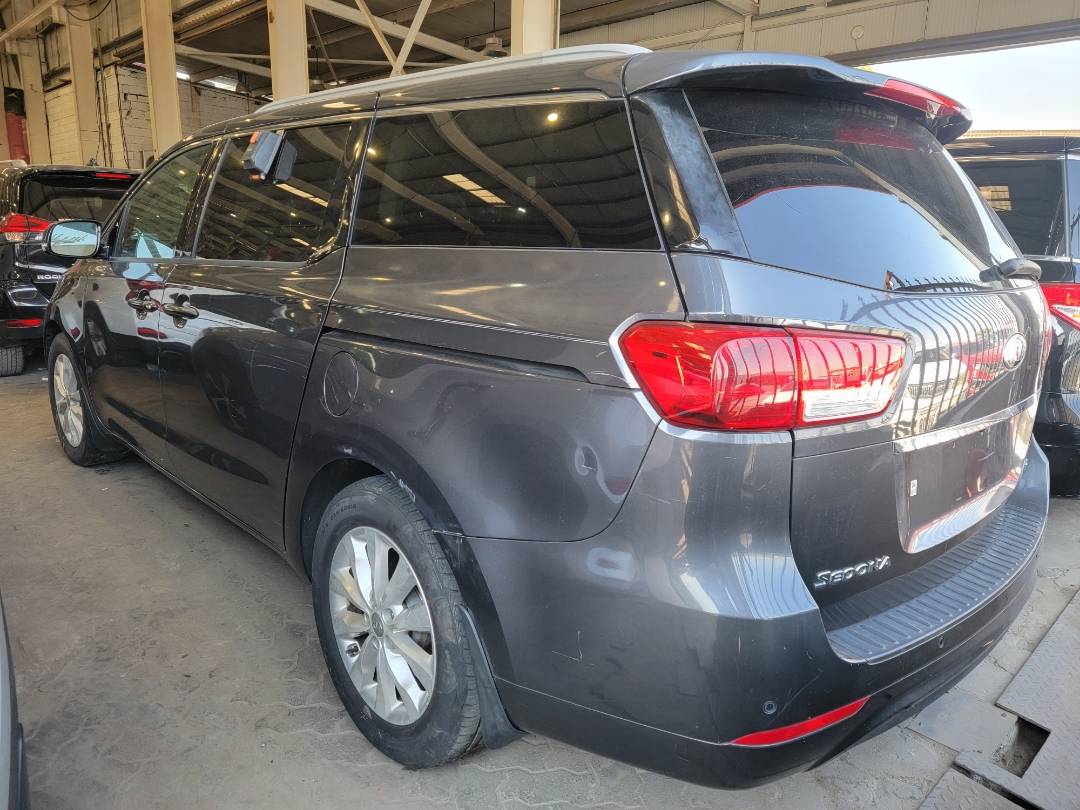 2015 KIA SEDONA — 167404 Miles — Lot 6035054 — Main - Marhaba Auctions Used Cars - Image 3