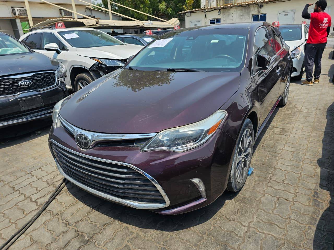 2017 TOYOTA AVALON — 119859 Miles — Lot U262257 — Main - Marhaba Auctions Used Cars - Image 4