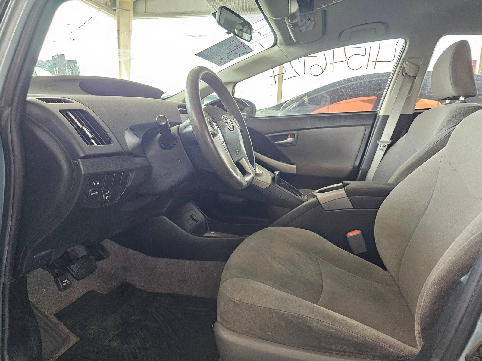2014 TOYOTA PRIUS — 192829 Miles — Lot 41546724 — Souq - Marhaba Auctions Used Cars - Image 7
