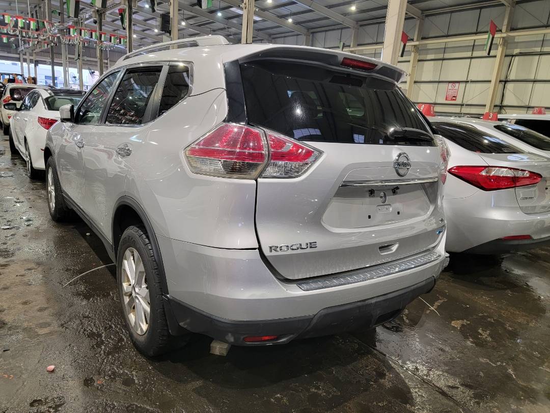 2015 NISSAN ROGUE — 228314 KM — Lot C888091 — Main - Marhaba Auctions Used Cars - Image 5